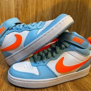 New NIKE Court Borough Mid 2 BG Aquarius blue/ orange, size 6.5Y or women's 8.